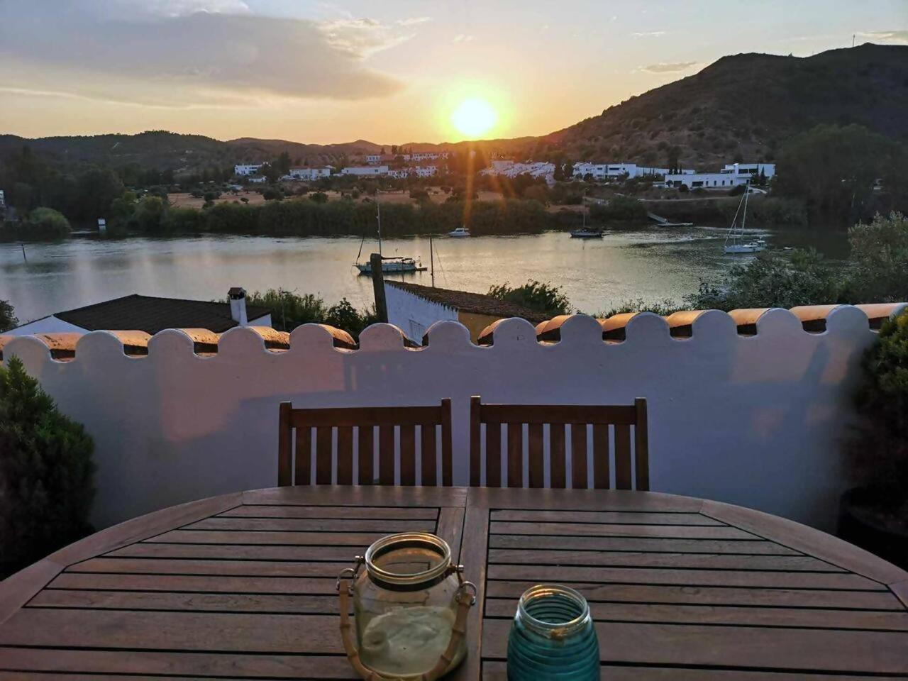 Casa Rural La Raba Terraza Con Increibles Vistas Sanlúcar de Guadiana Exterior foto