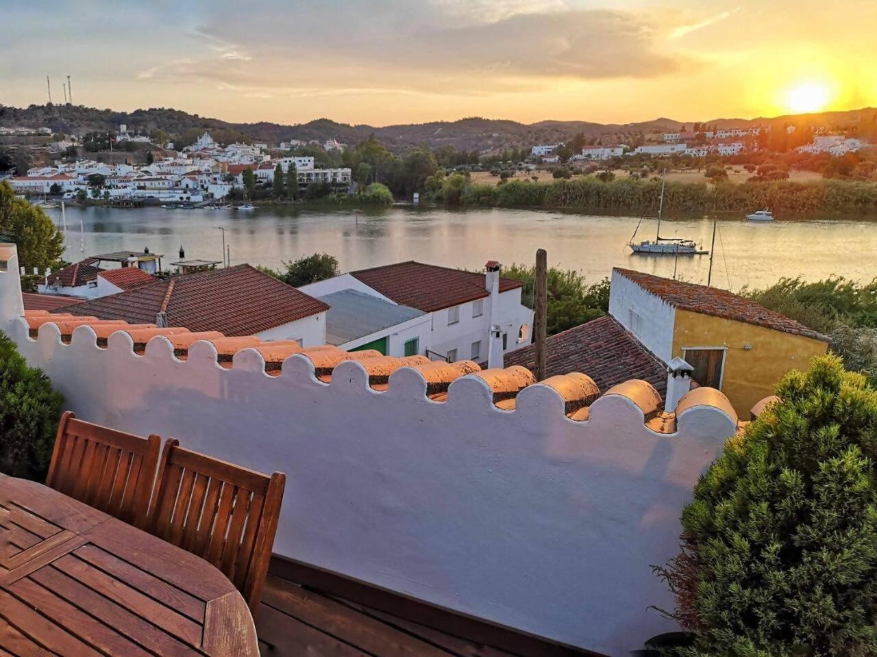 Casa Rural La Raba Terraza Con Increibles Vistas Sanlúcar de Guadiana Exterior foto